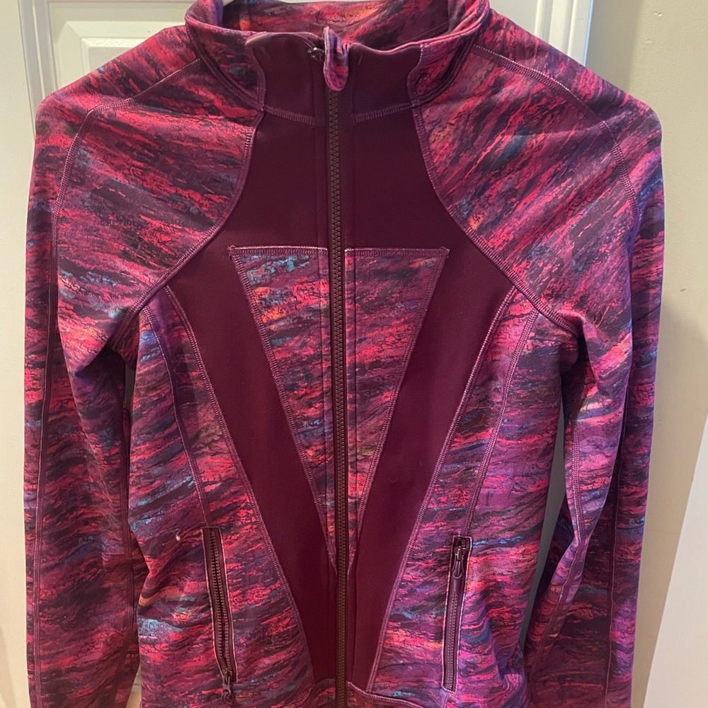 Iviva zip up